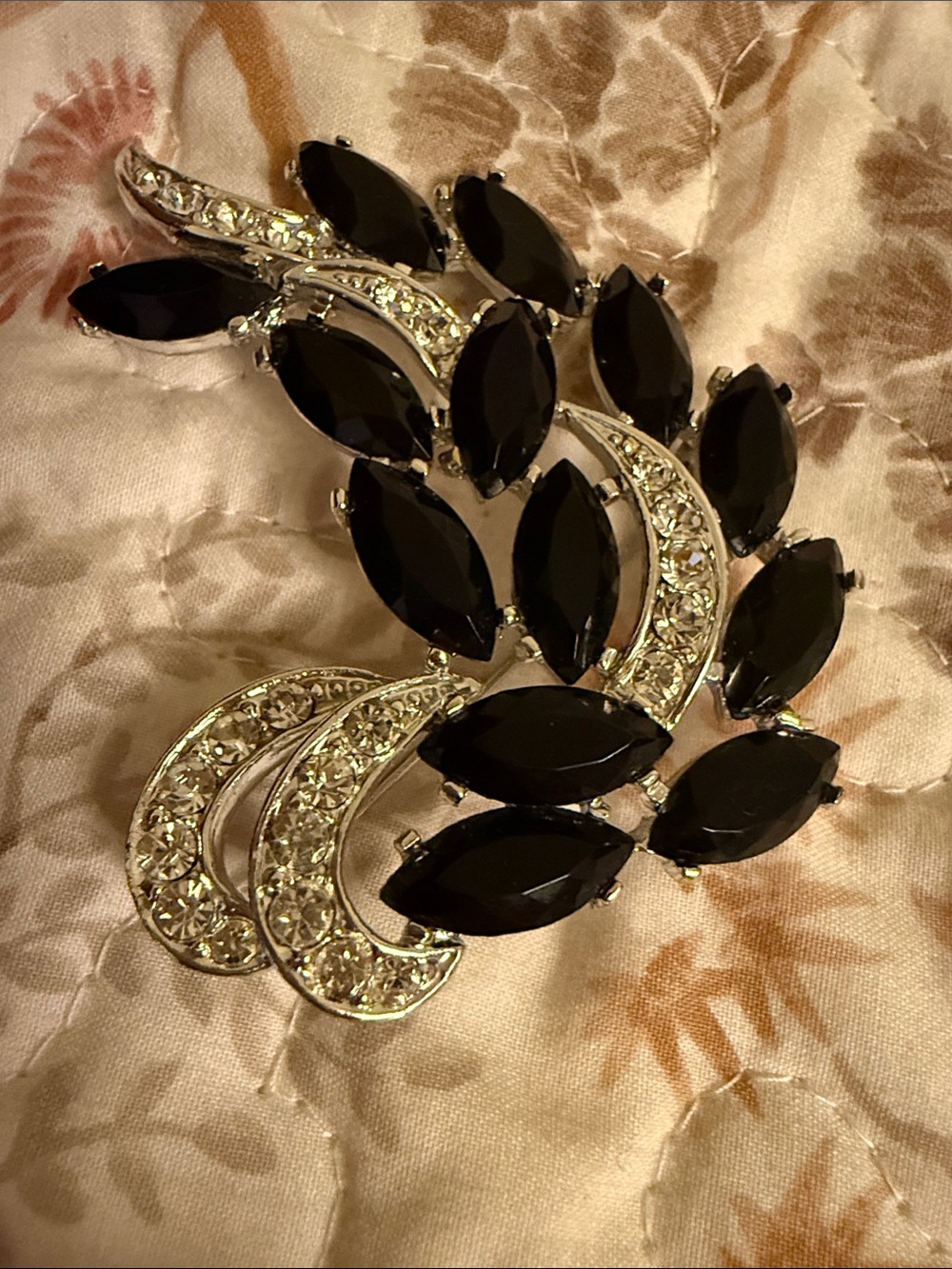 Sarah Coventry Black and Clear Crystal Leaf Brooch